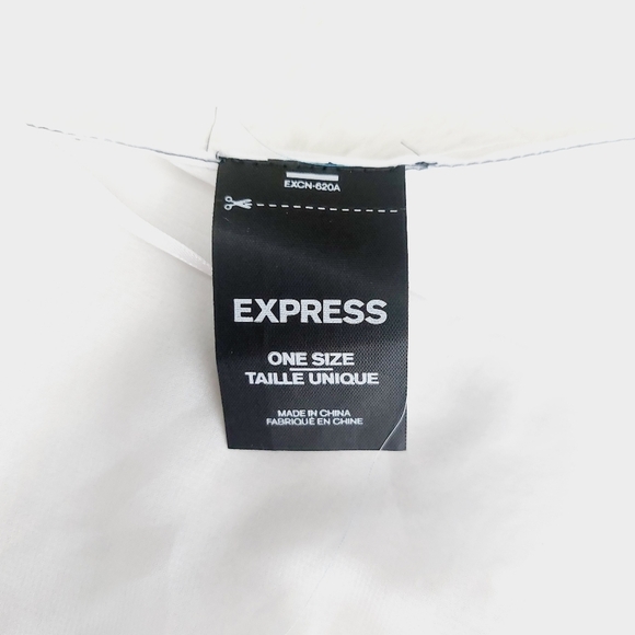 Express One Size Sheer Kimono with Graphic Print and Striped Sleeves P5200 - Picture 6 of 8